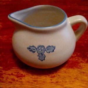 Vintage PFALTZGRAFF Yorktowne Gravy Boat dish stonewear Collectable